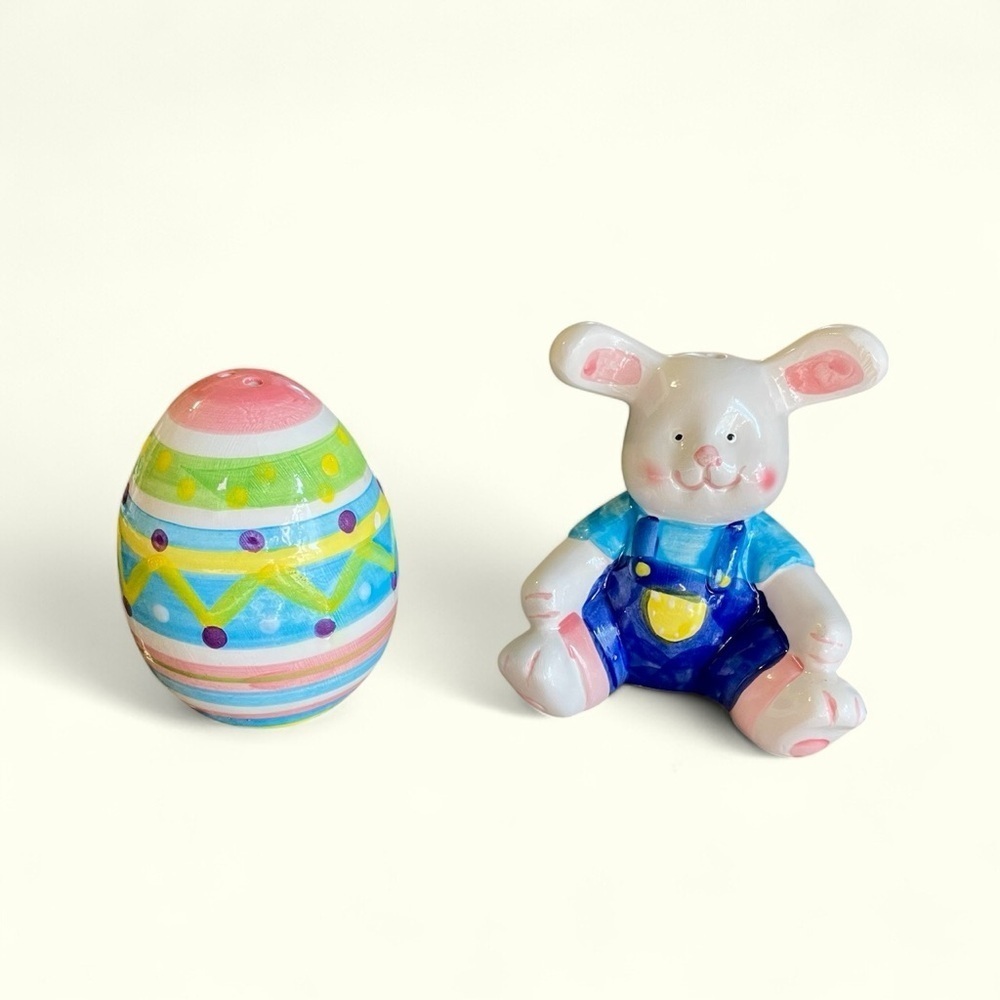 Easter Bunny and Egg Salt & Pepper Shaker Set, Vintage, Colorful & Fun!